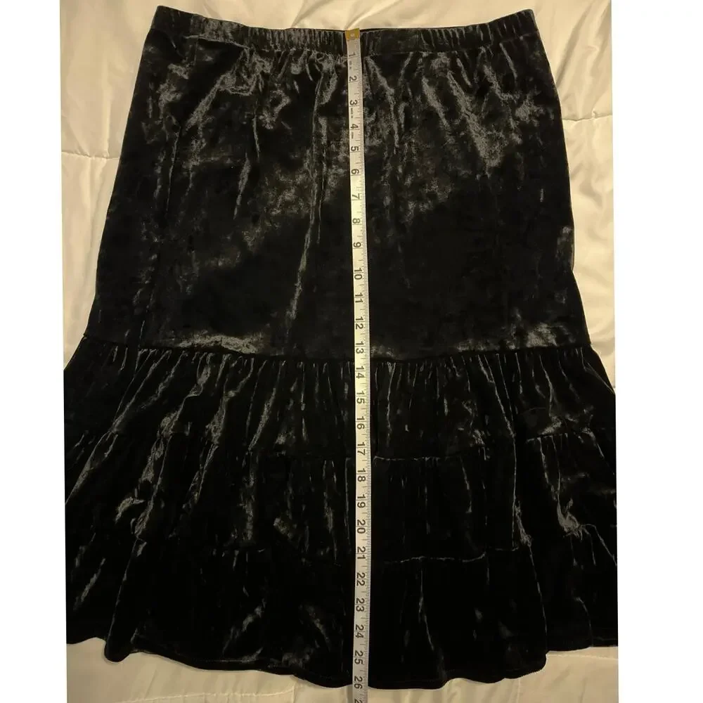 New York & Co Black Crushed Velvet Skirt Womens Size Medium Midi Whimsigoth